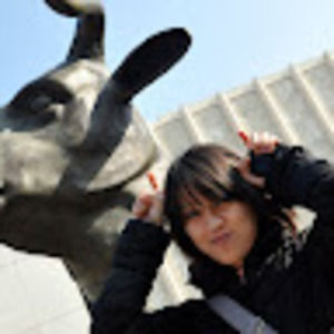 Meet your Posher, Debbie